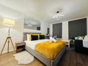 Opulent Retreat, London